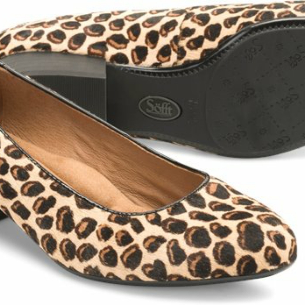 Sofft "Belicia" Leopard Print Flats Size 8